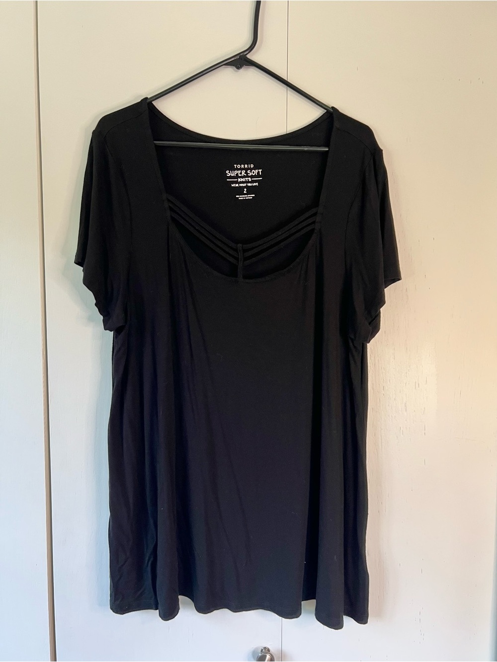 Torrid Black Super Soft Short Sleeve Tee with Strappy Detail
